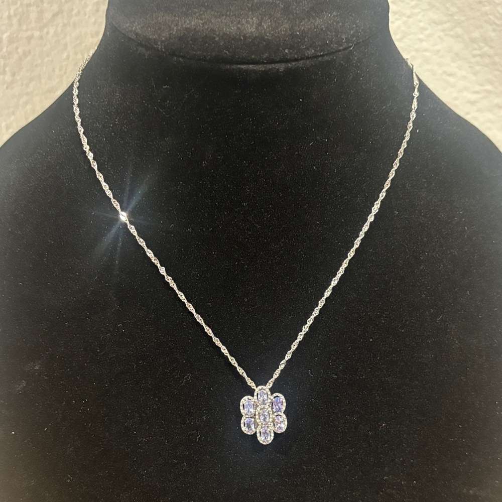 Vintage Stauer Tanzanite Cluster Necklace ~ Brand New ~ Never Worn - Picture 2 of 7